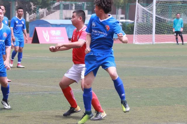 库里30+8爱德华兹27分 勇士终结森林狼4连胜